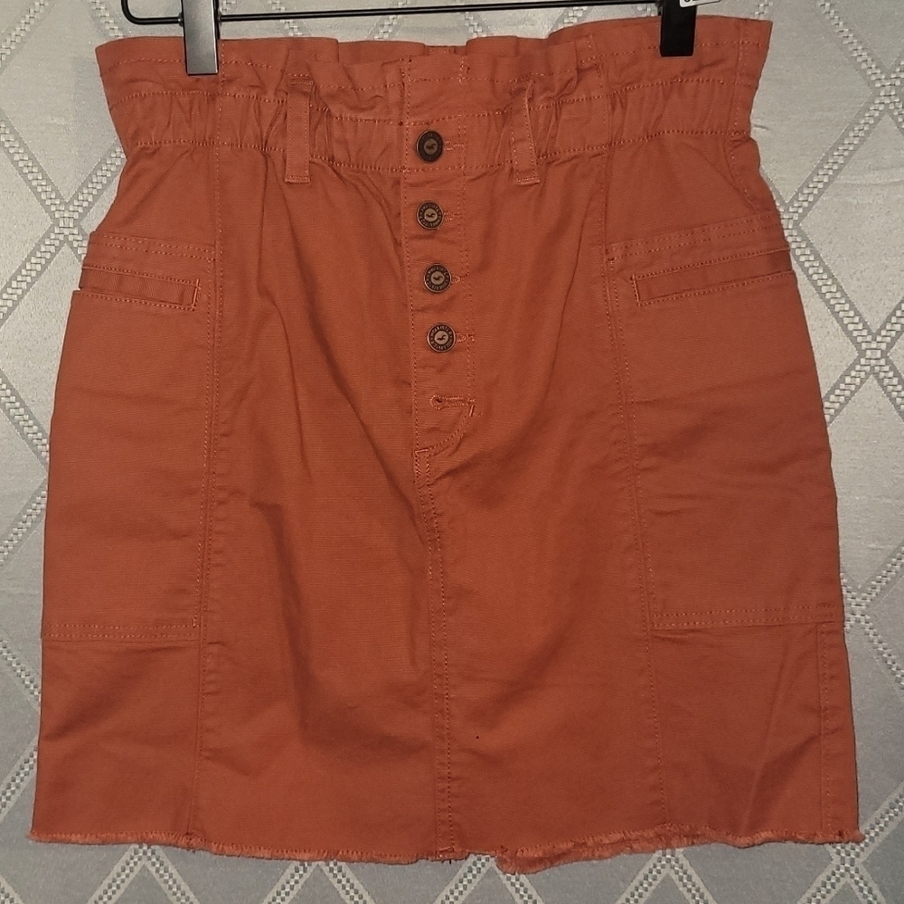 HOLLISTER ultra high rise mini skirt